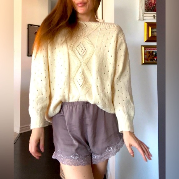 Vintage cream sweater - Picture 10 of 14